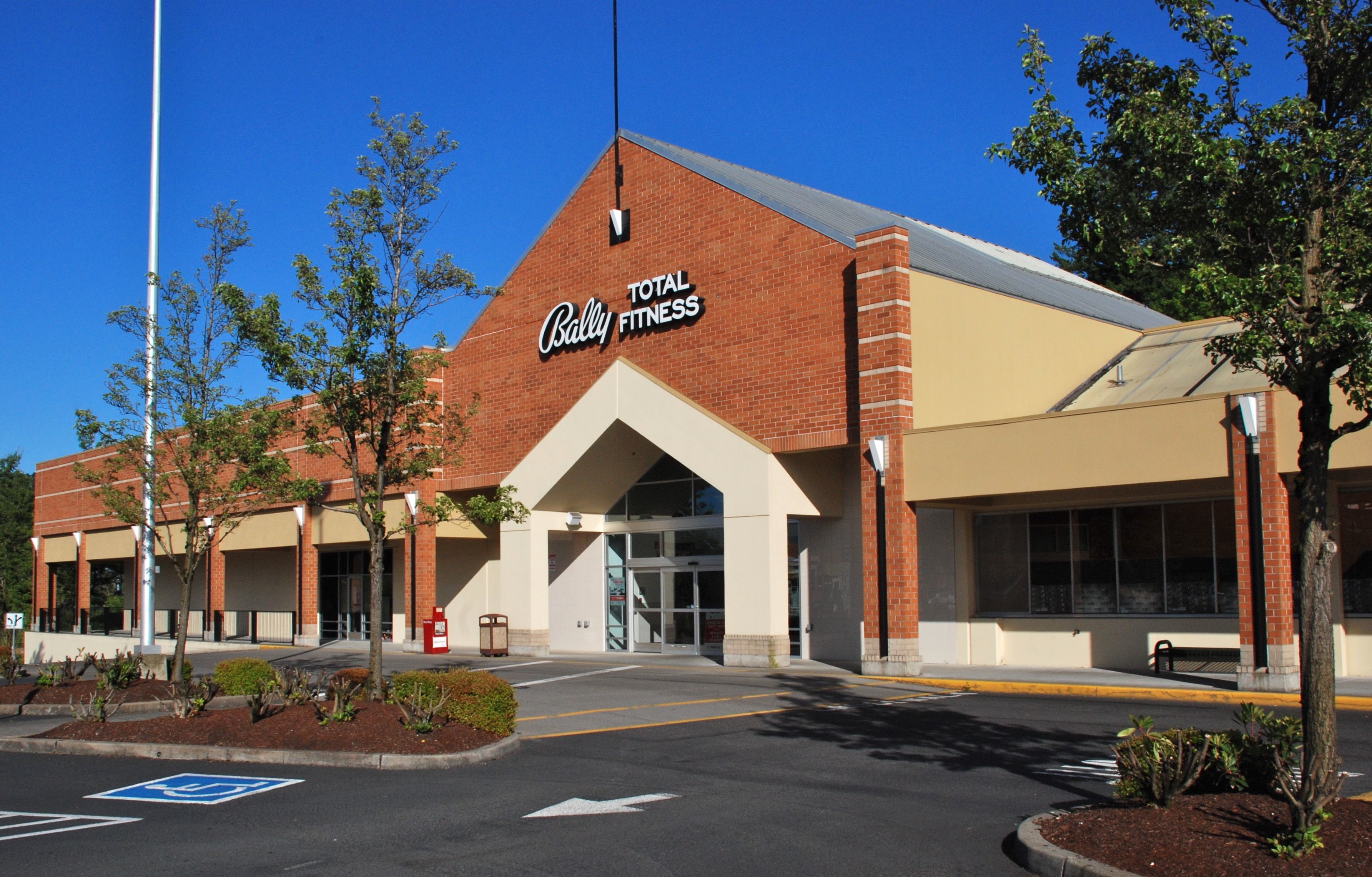 Bally Total Fitness gym on Barnes Rd., south end of Cedar Mill